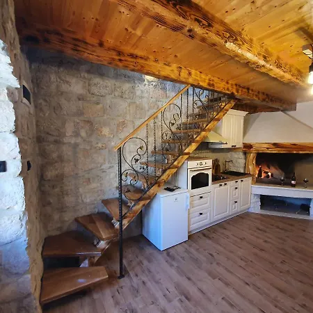 Island Escape - Renovated Old Stone House Lastovo